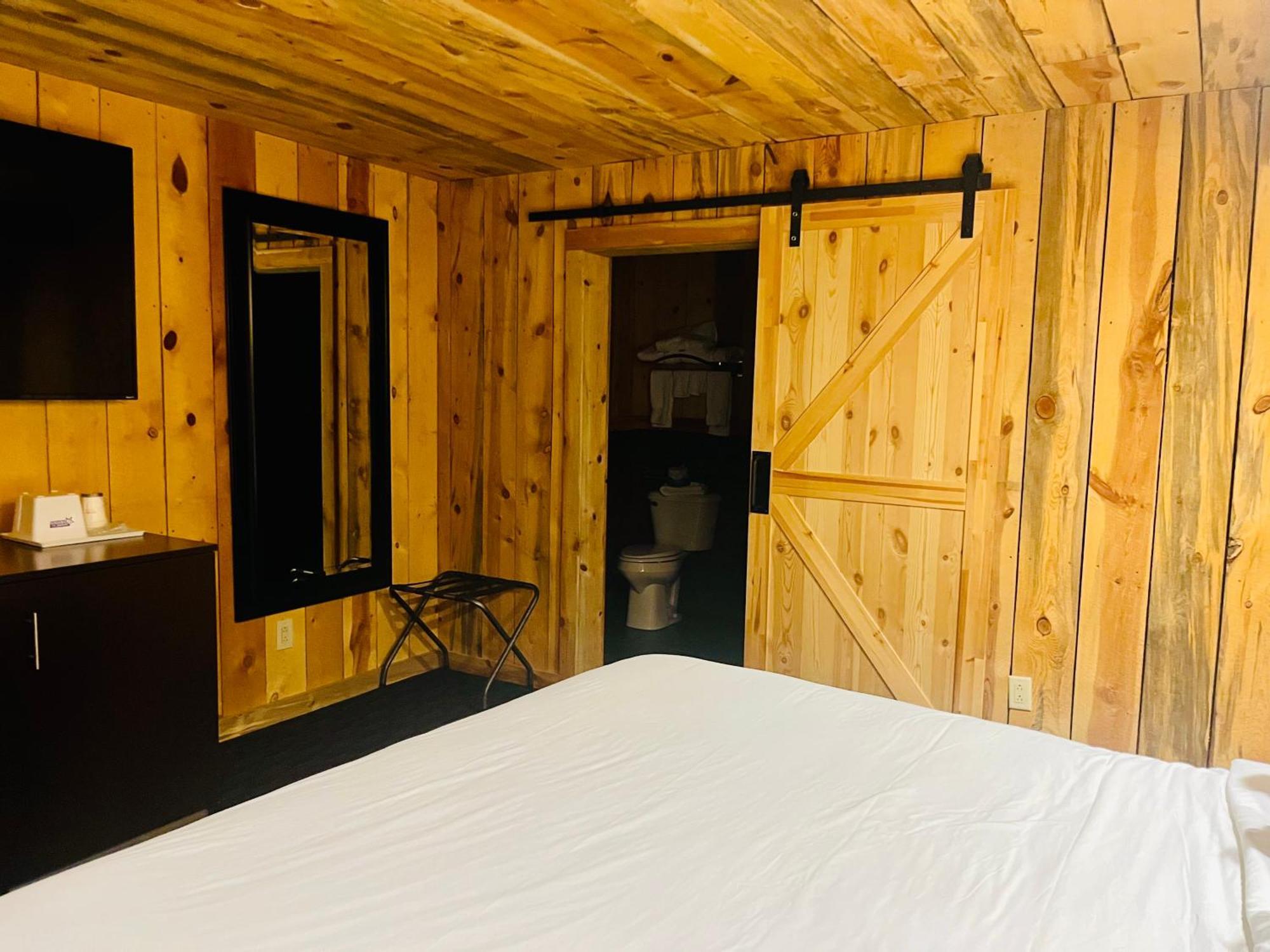 Americas Best Value Inn Wall Εξωτερικό φωτογραφία